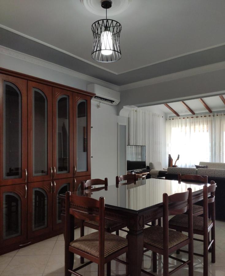 Villa Mirjan Sarandë 外观 照片