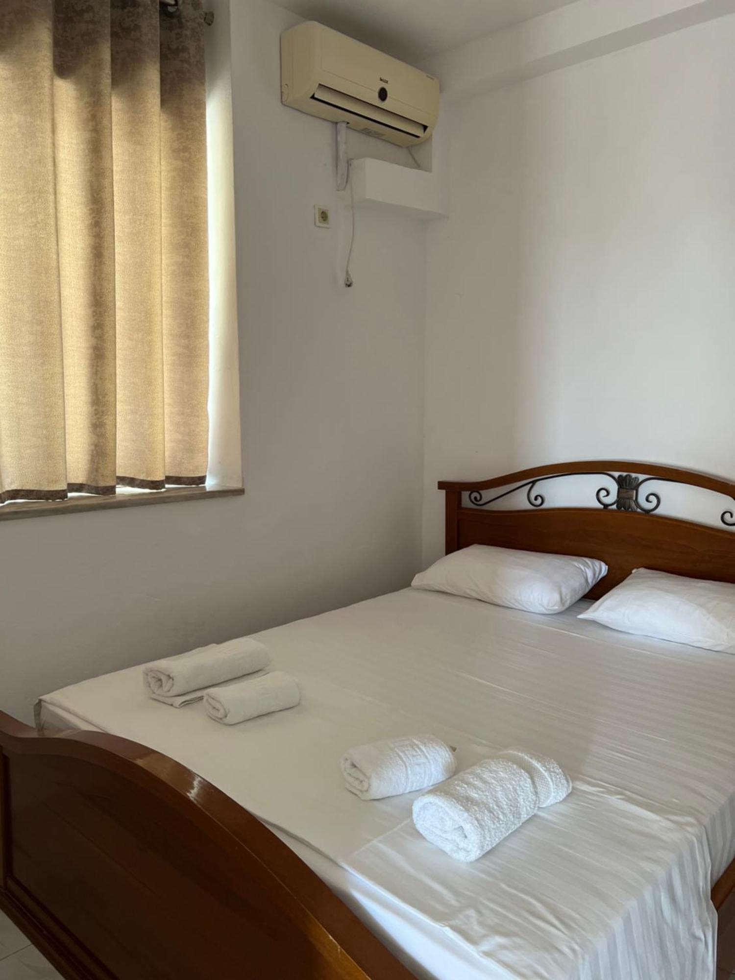 Villa Mirjan Sarandë 外观 照片