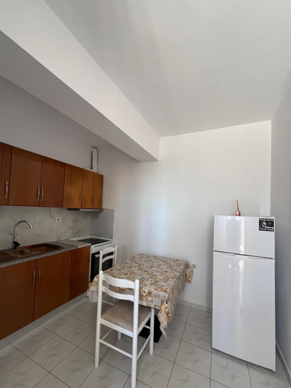Villa Mirjan Sarandë 外观 照片