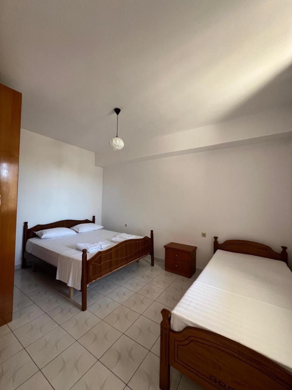 Villa Mirjan Sarandë 外观 照片