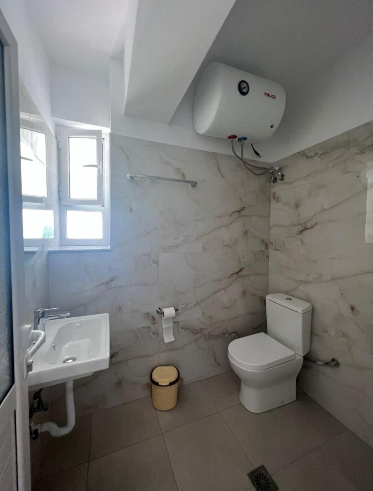 Villa Mirjan Sarandë 外观 照片