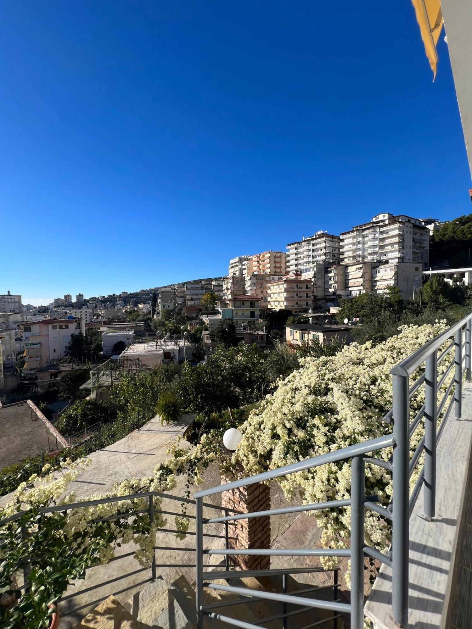 Villa Mirjan Sarandë 外观 照片