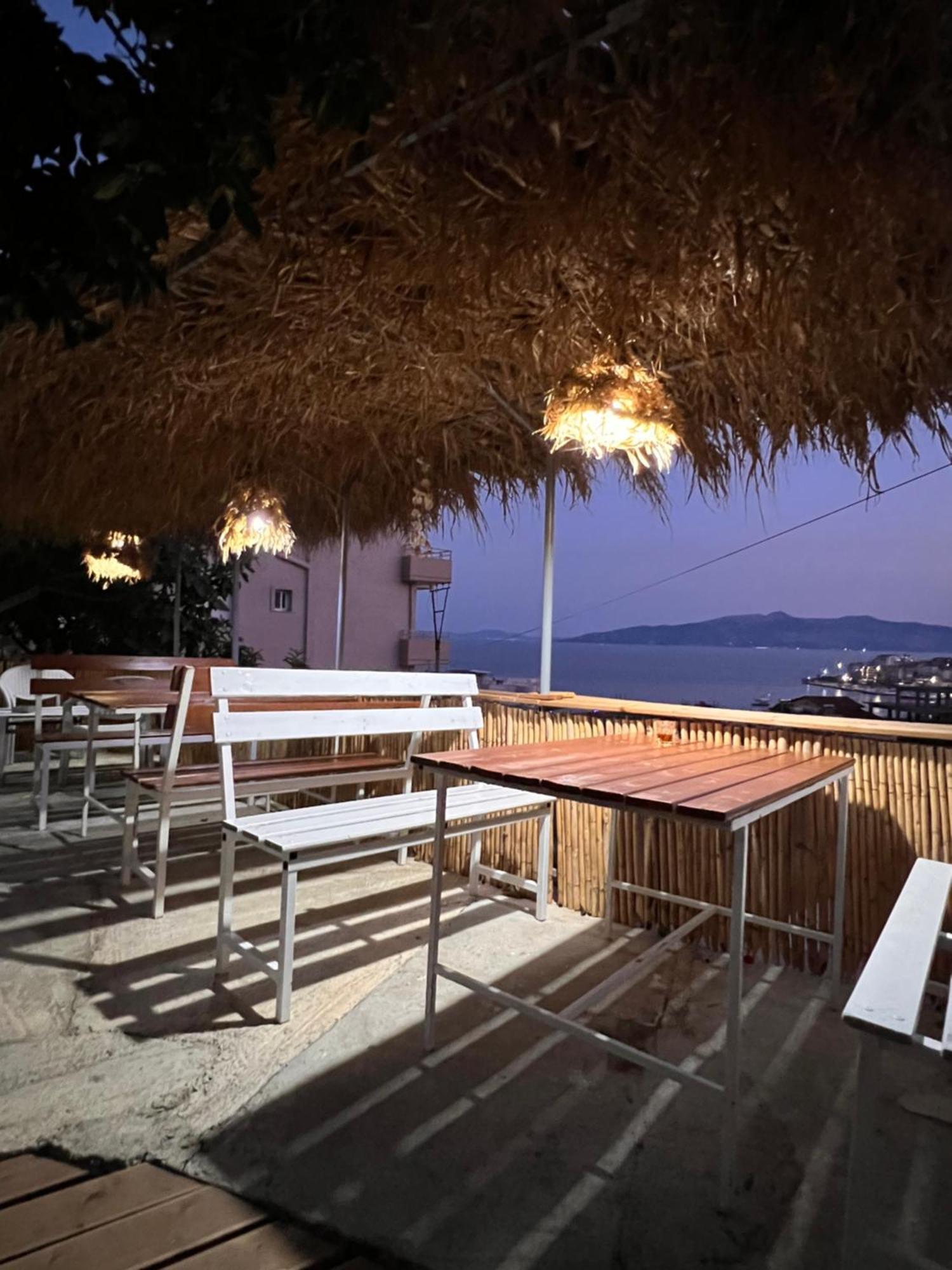 Villa Mirjan Sarandë 外观 照片